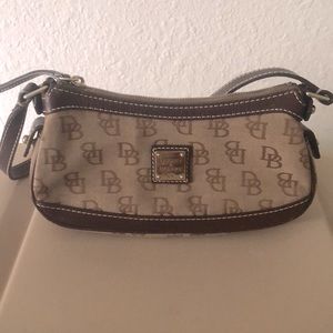 Dooney & Bourke purse